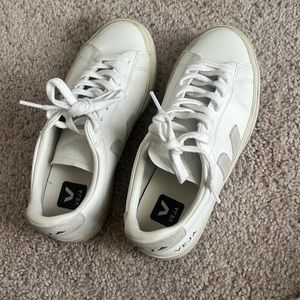 Veja Campo Chromefree Leather White Natural